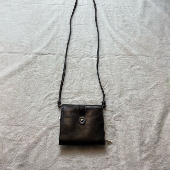 Liz Claiborne New With Tags Brown Leather Crossbody Purse - Picture 2 of 15
